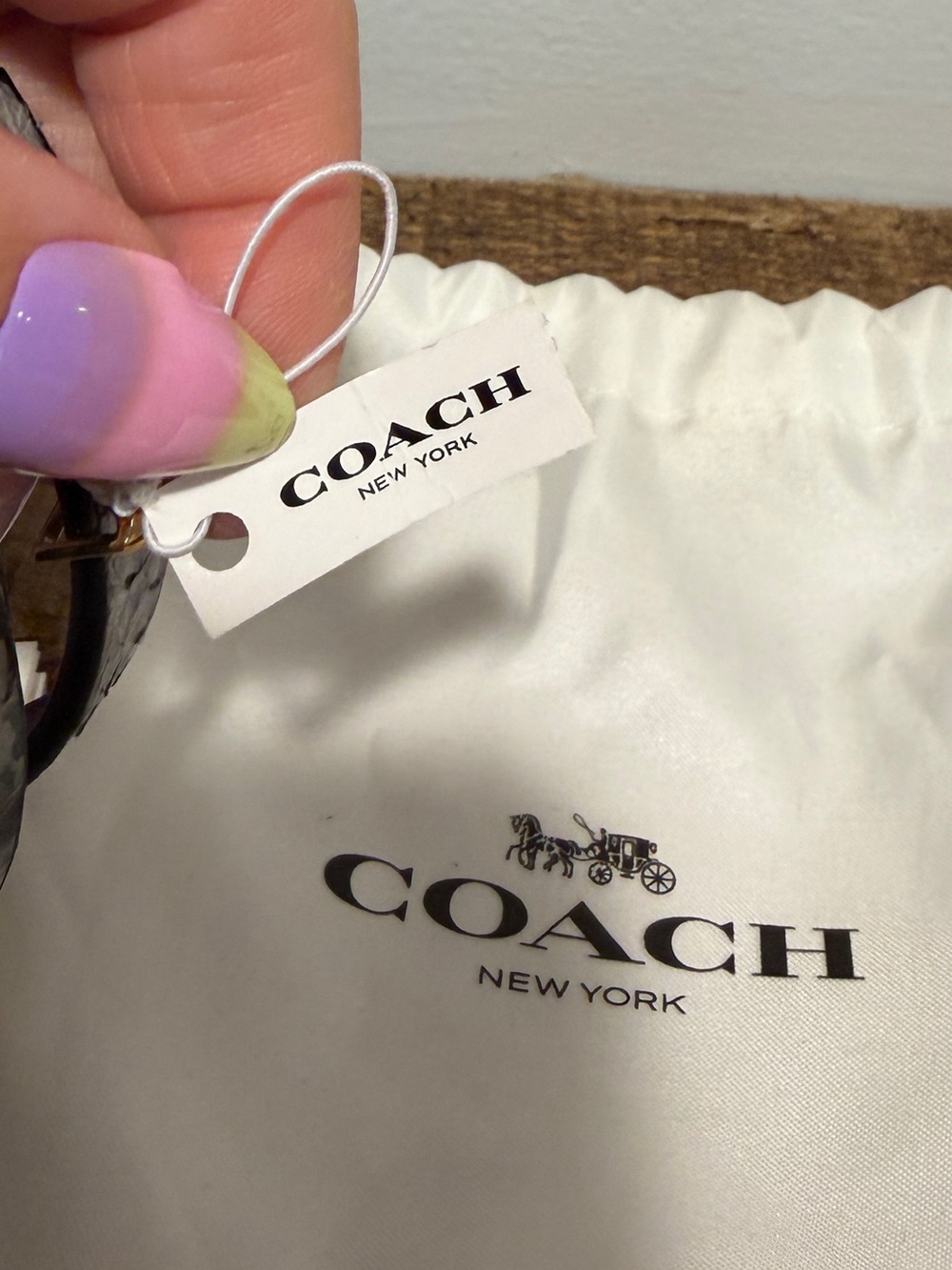 New! Coach! - Picture 8 of 8